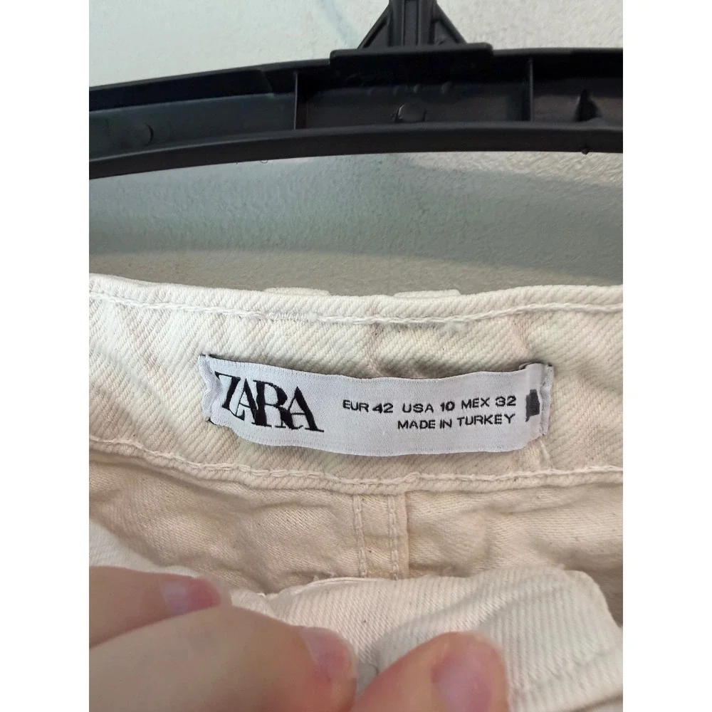 Zara Z1975 High Waist Straight Leg Jeans Ecru White Frayed Hem Size 10